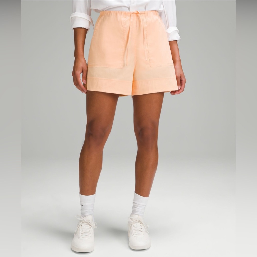 🍋 Lululemon Cotton-Blend Poplin High-Rise Short 4”, NWT